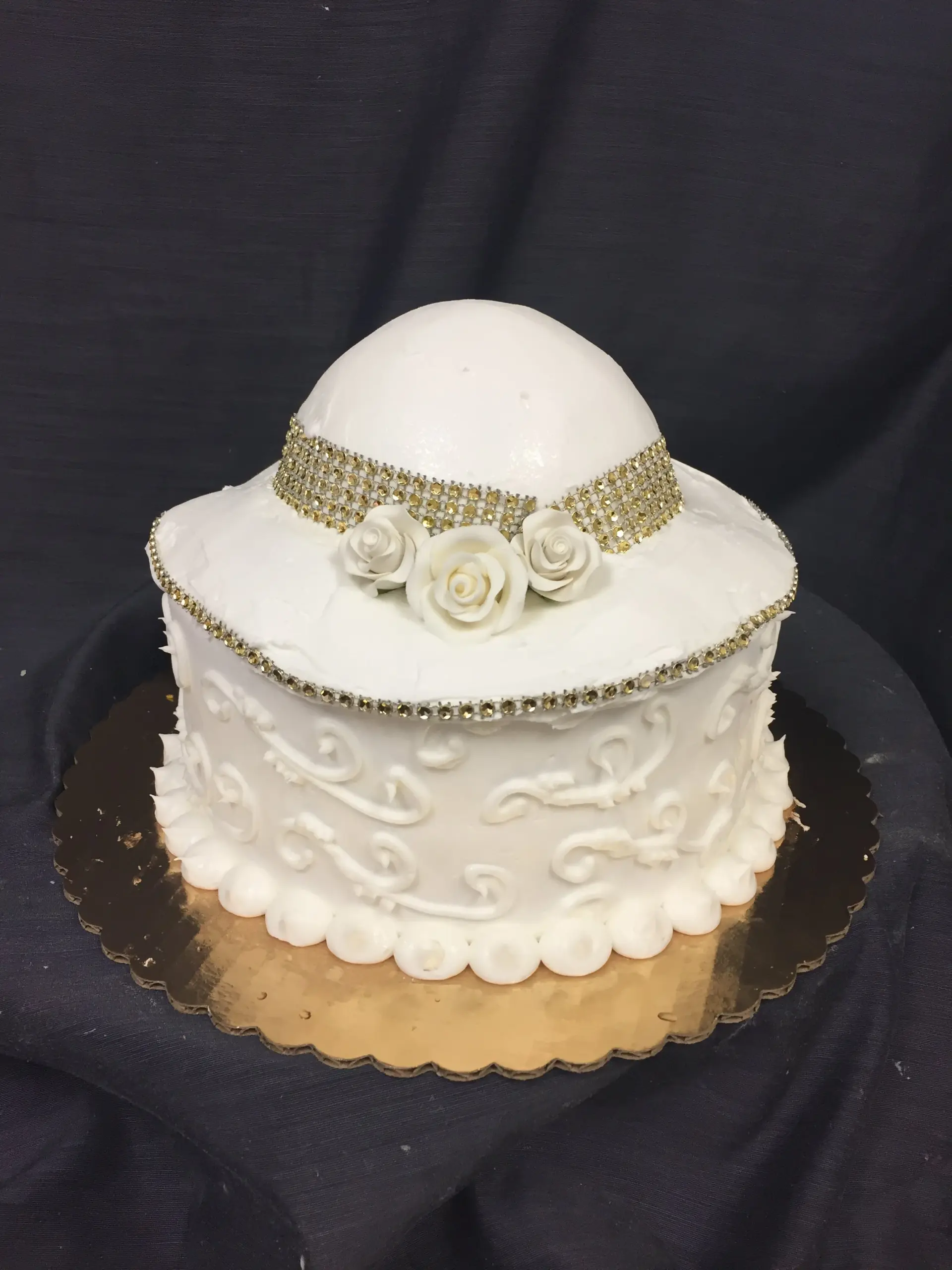 28Custom Cake Gallery