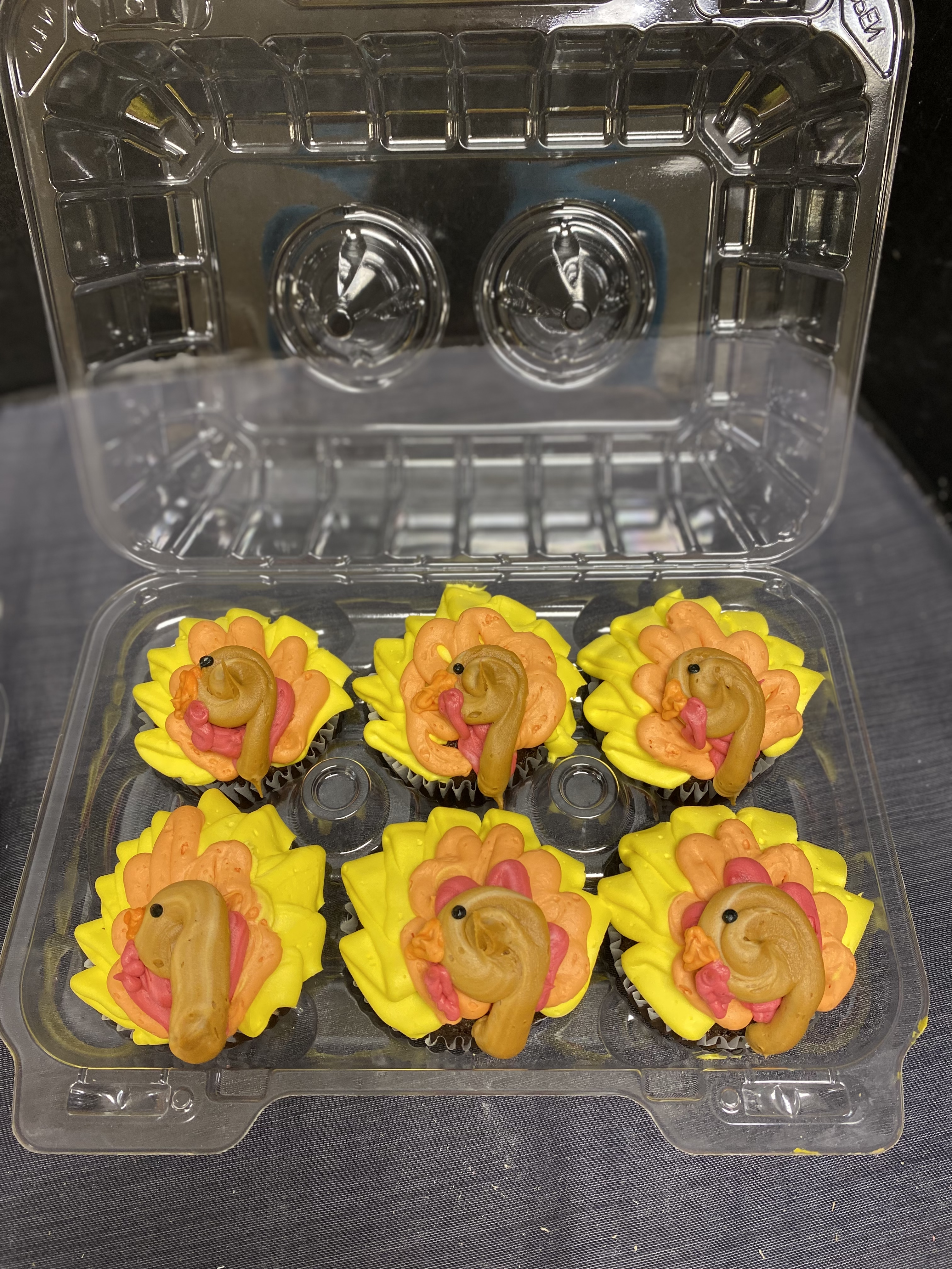 IMG_5047Seasonal Cake Gallery